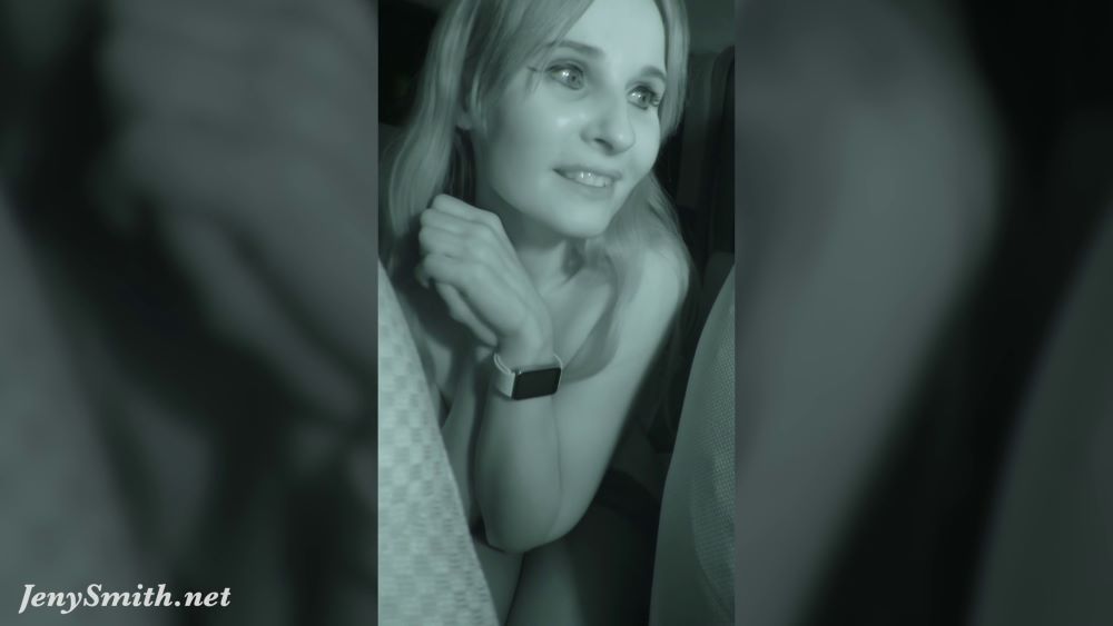 vlcsnap 00073 FIVE 1000