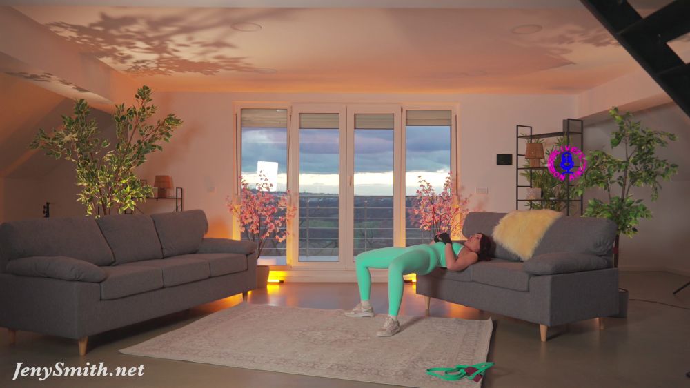 vlcsnap 00018 ONE 1000